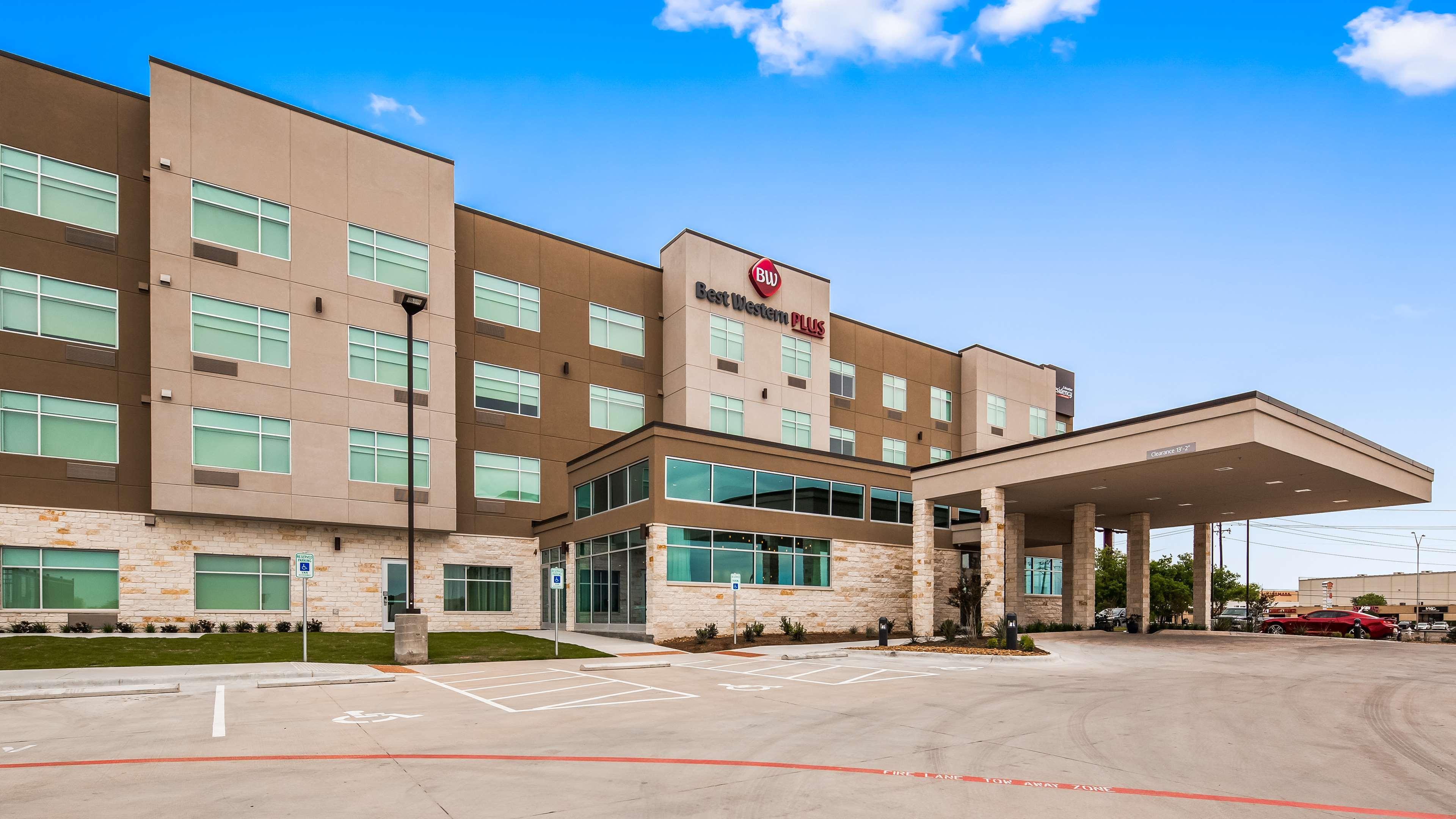 Best Western Plus Executive Residency Austin - Round Rock Флюгервил Екстериор снимка